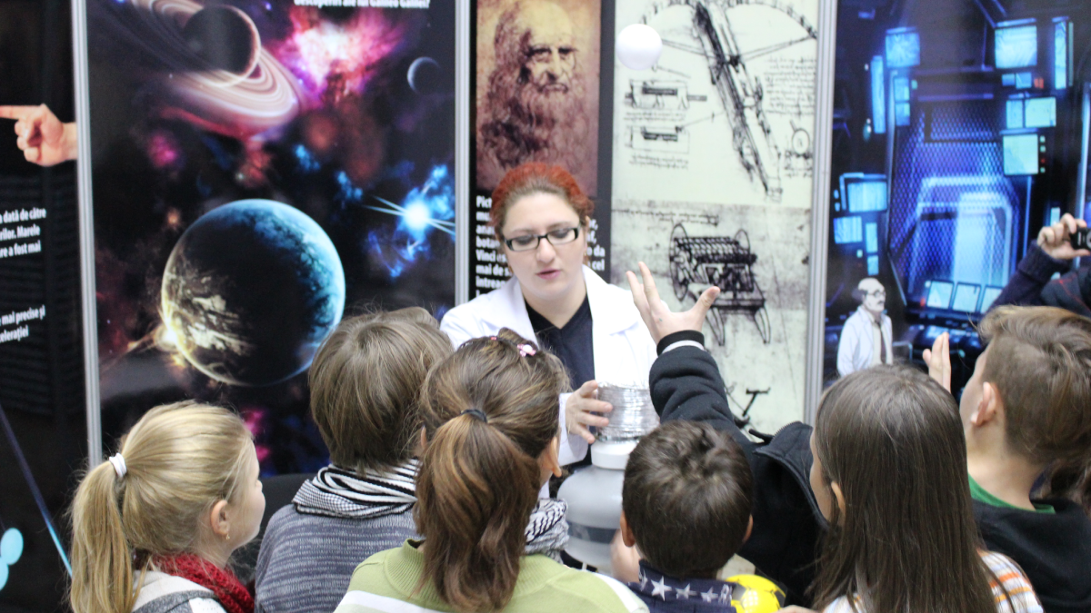 Studiu de caz: dezvoltare echipamente educaționale și instalații interactive STEM